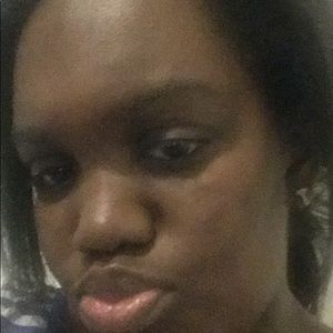 Meet your Posher, Tabitha